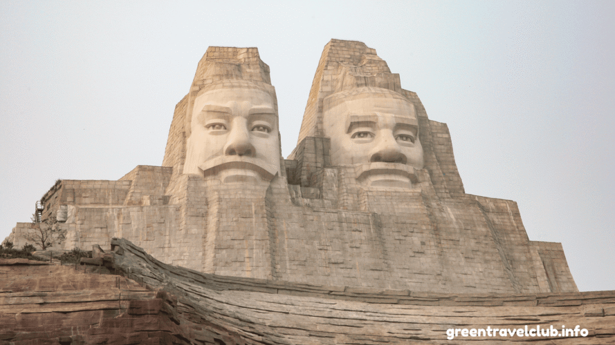 greentravelclub.info