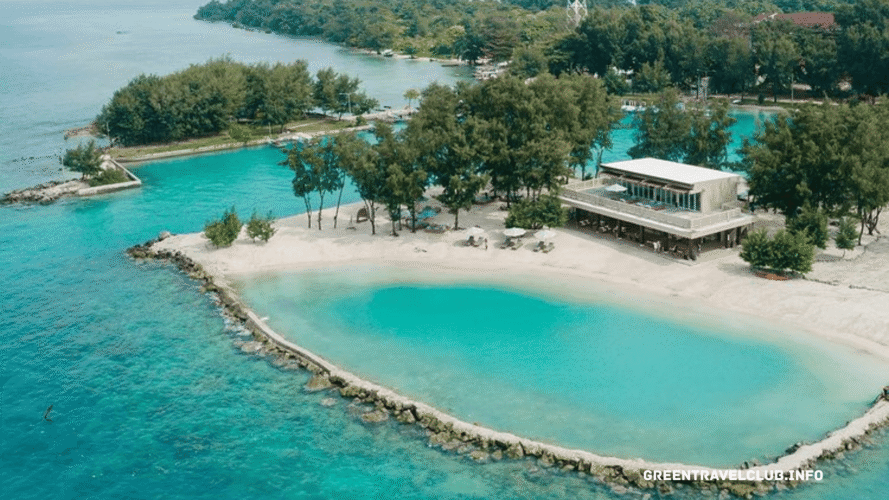 greentravelclub.info